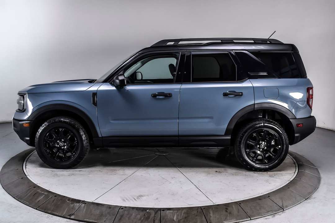2025 Ford Bronco Sport Badlands - Image 3