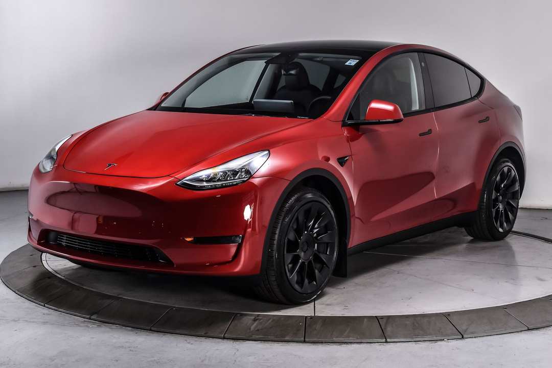 2023 Tesla Model Y Long Range - Image 2