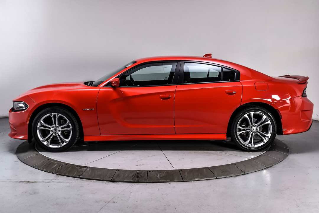 2022 Dodge Charger R/T - Image 3