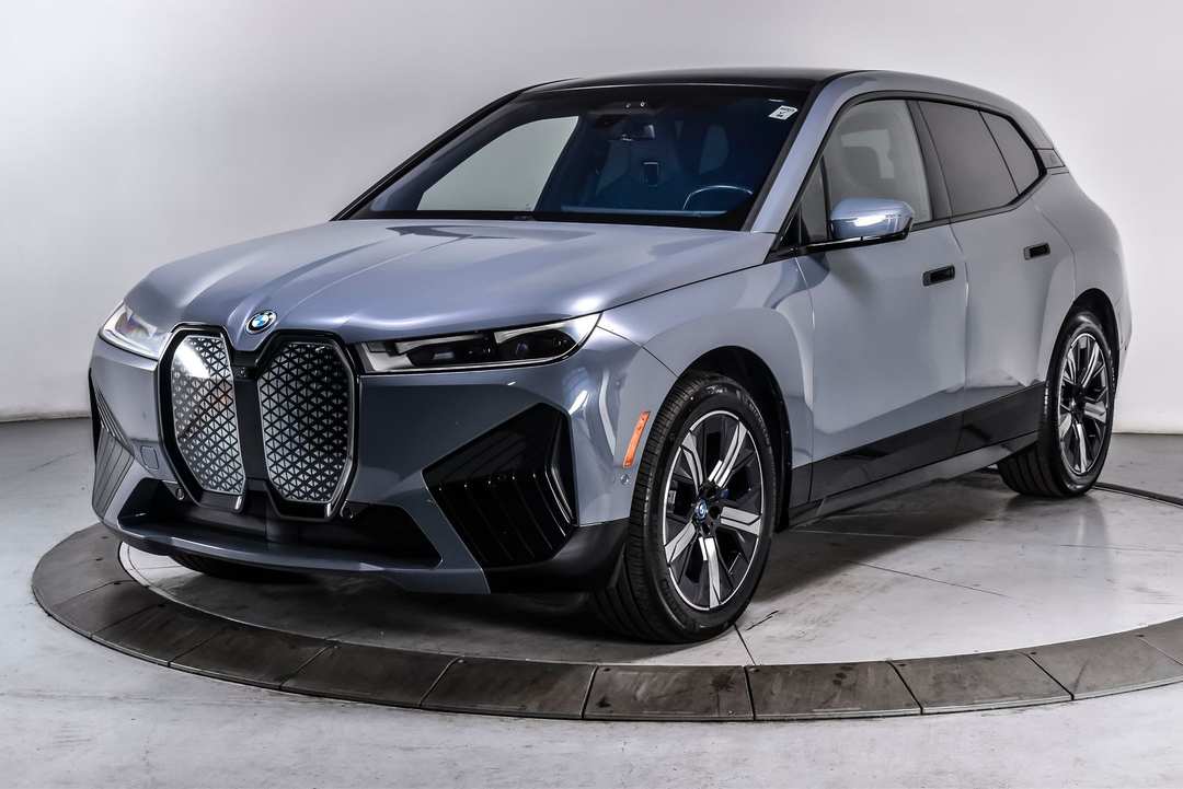 2025 BMW Ix xDrive50 - Image 2