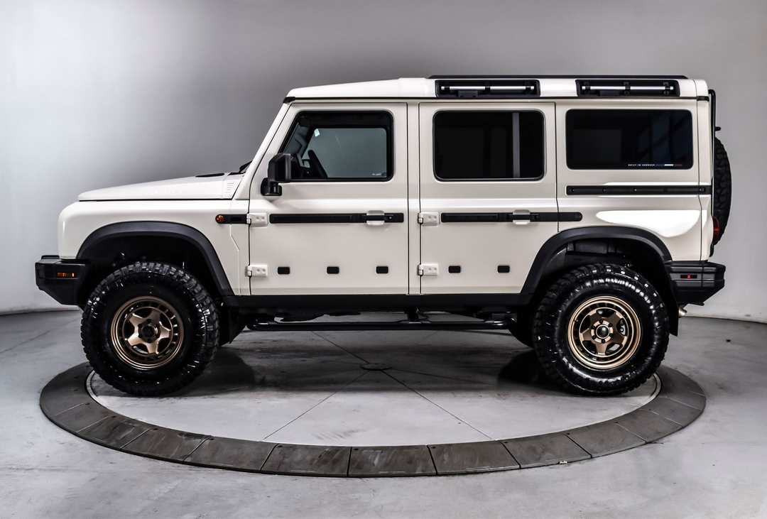 2025 INEOS Grenadier Station Fieldmaster Edition - Image 3