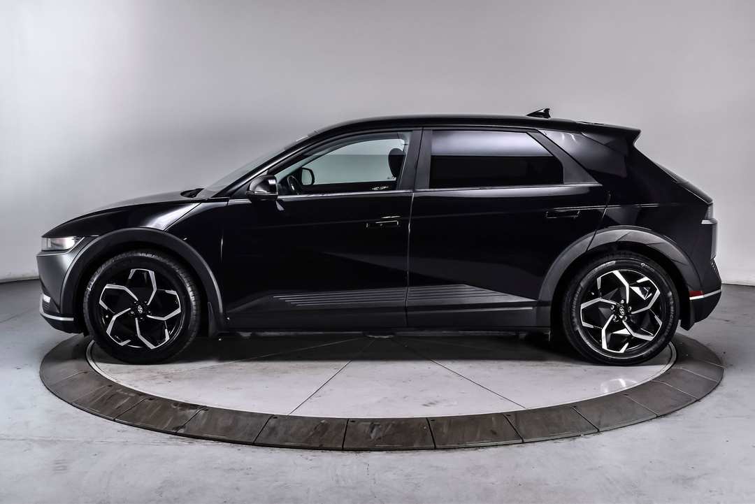 2023 Hyundai Ioniq 5 SEL - Image 3
