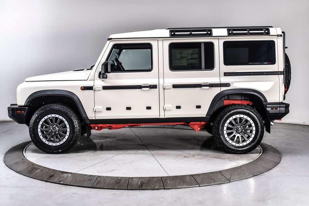 2026 INEOS Grenadier Station Fieldmaster Edition - Image 3