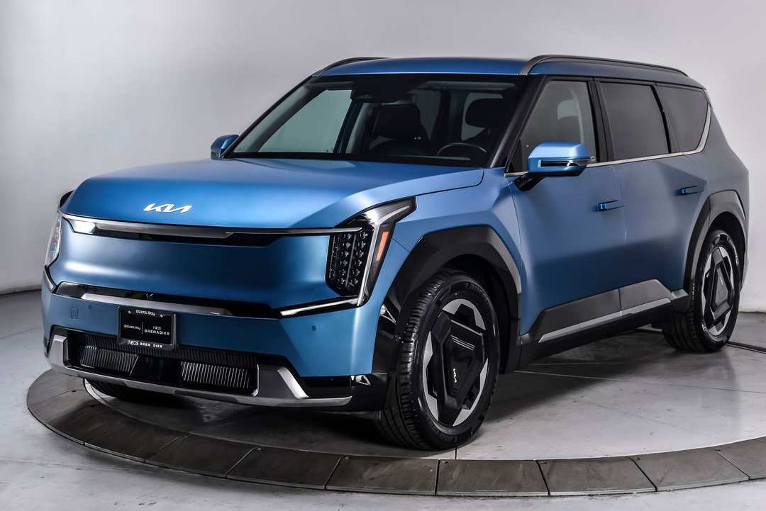 2024 Kia Ev9 Land - Image 2