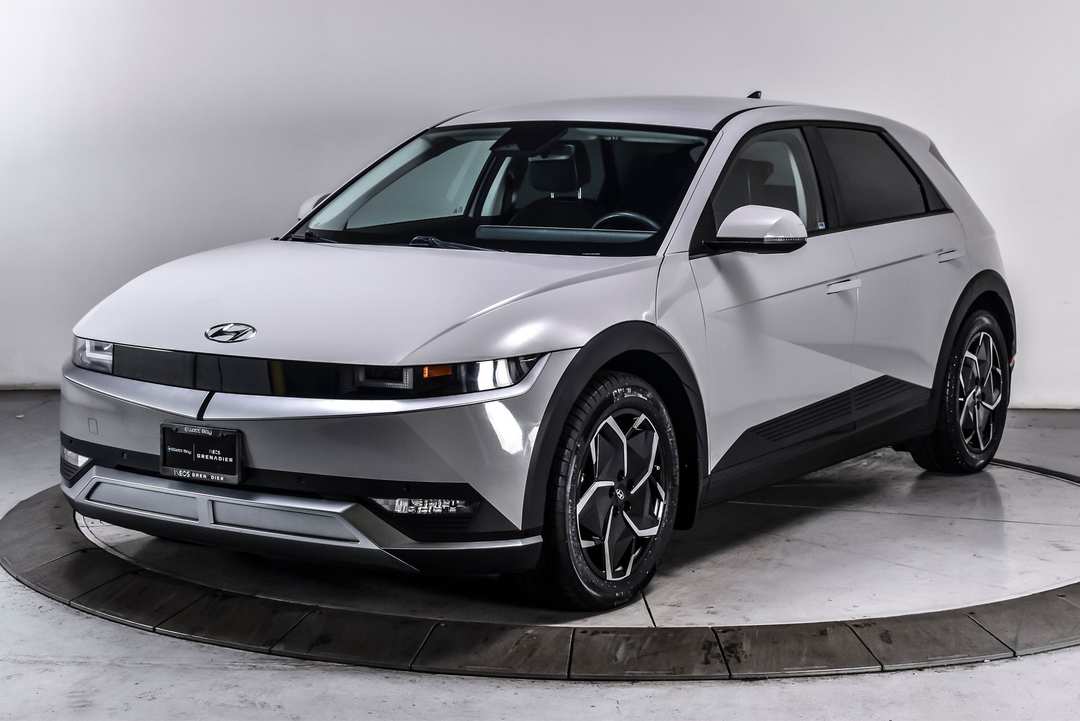 2023 Hyundai Ioniq 5 SEL - Image 2
