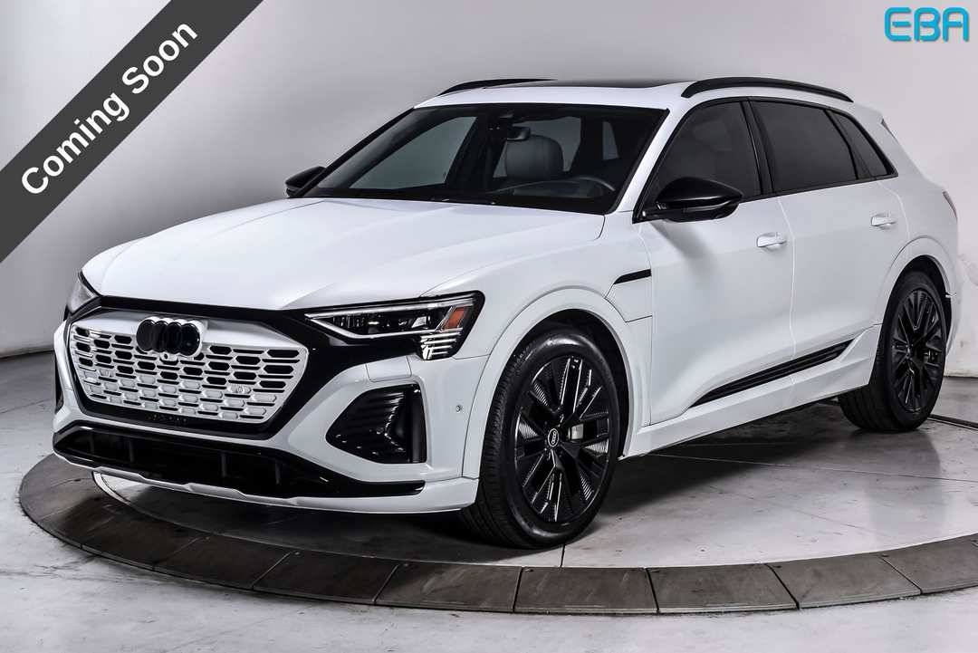 2024 Audi Q8 E-Tron Prestige - Image 2