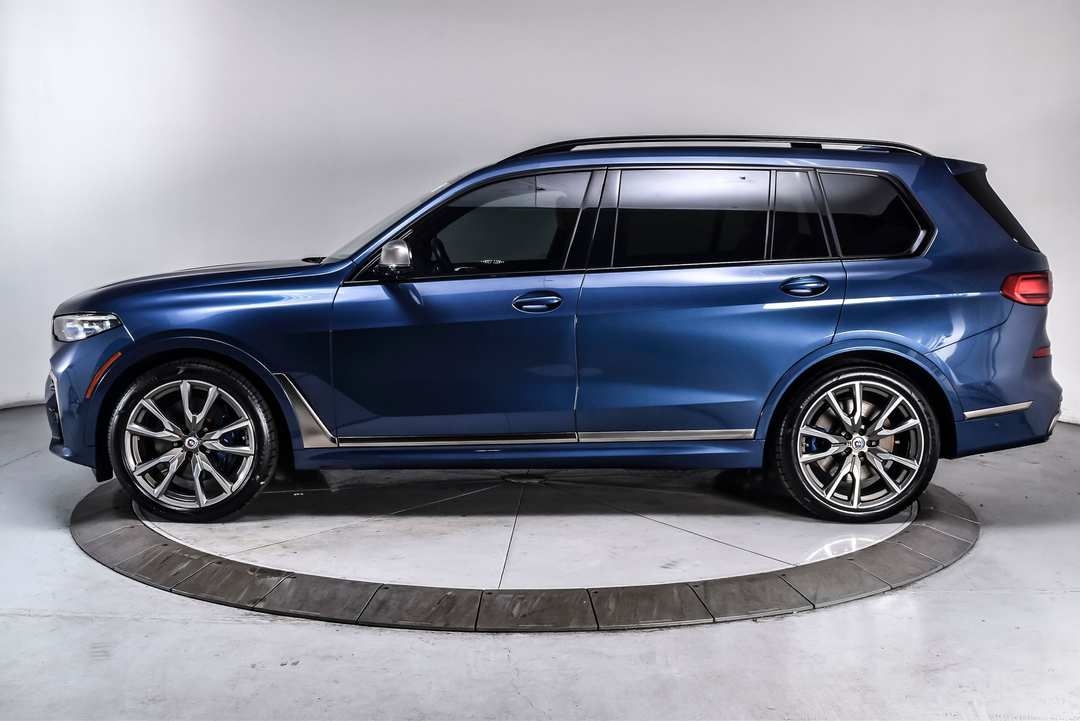 2022 BMW X7 M50i - Image 3